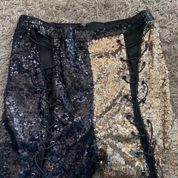 FashionNova//sexy sequins leggings size M - Picture 6 of 6